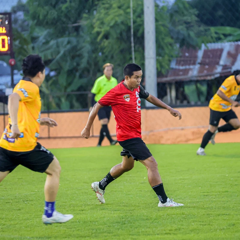 บรรยากาศการแข่งขันฟุตบอล 50,55 senior cup 2025 ครั้งที่ 1 คู่พิเศษ